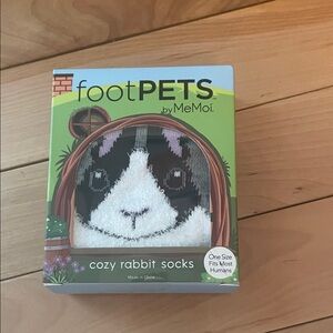 Cozy Rabbit Socks - Black and White